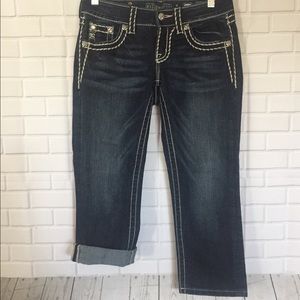 Miss Me Dark Signature Cuffed Capri Size 25 EUC